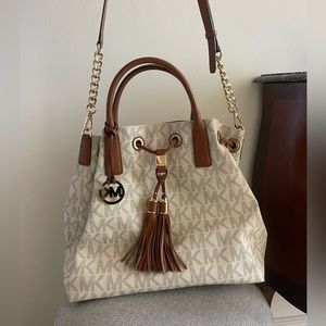 Michael Kors bag brand new condition